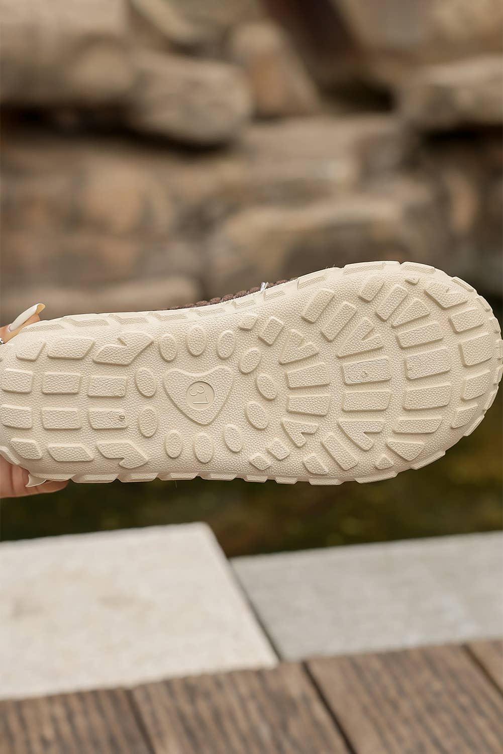 Contrast Stitch Detail Faux Suede Patchwork Plush Slipper