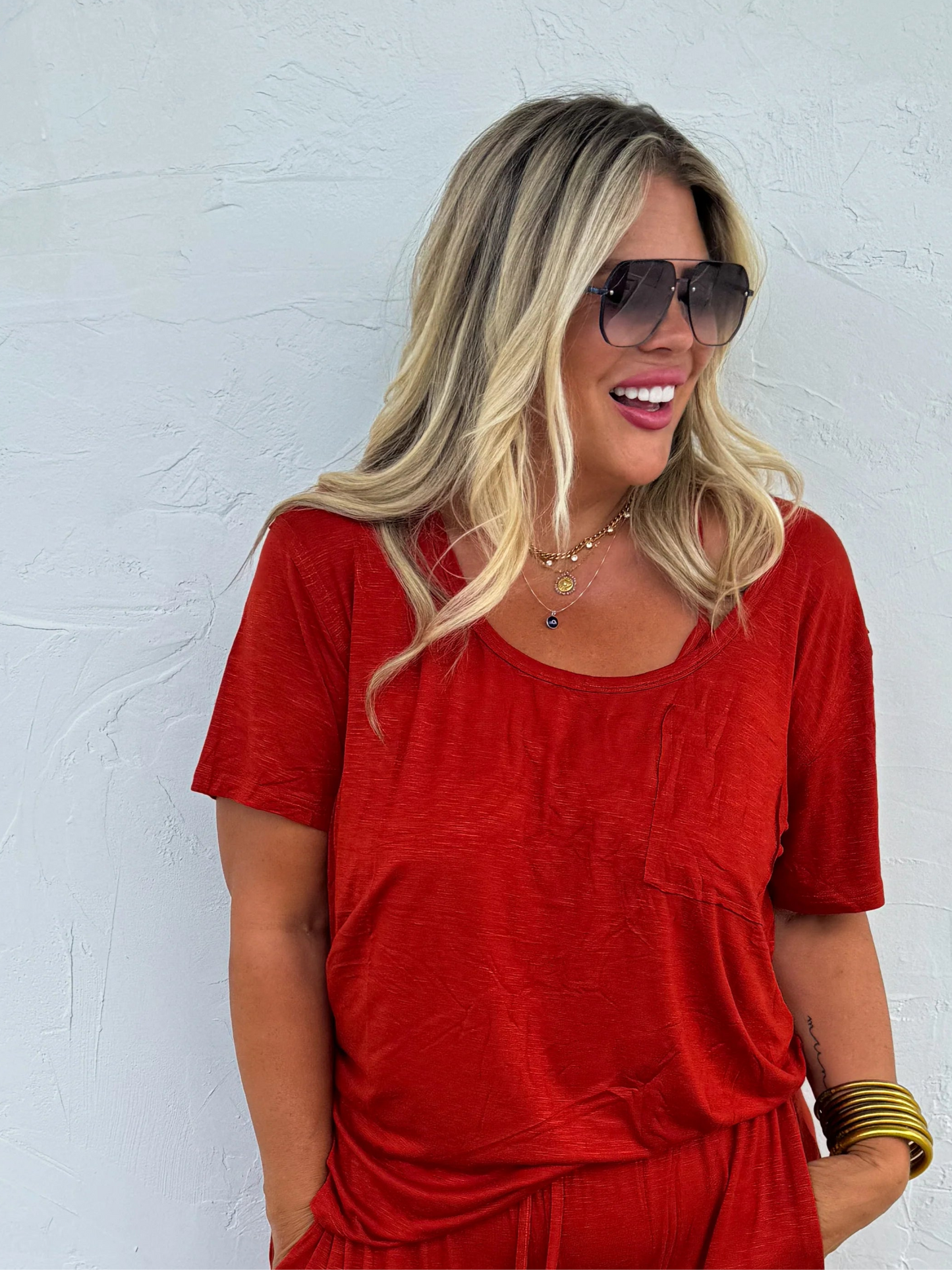 RILEY BOYFRIEND PATCH POCKET TEE