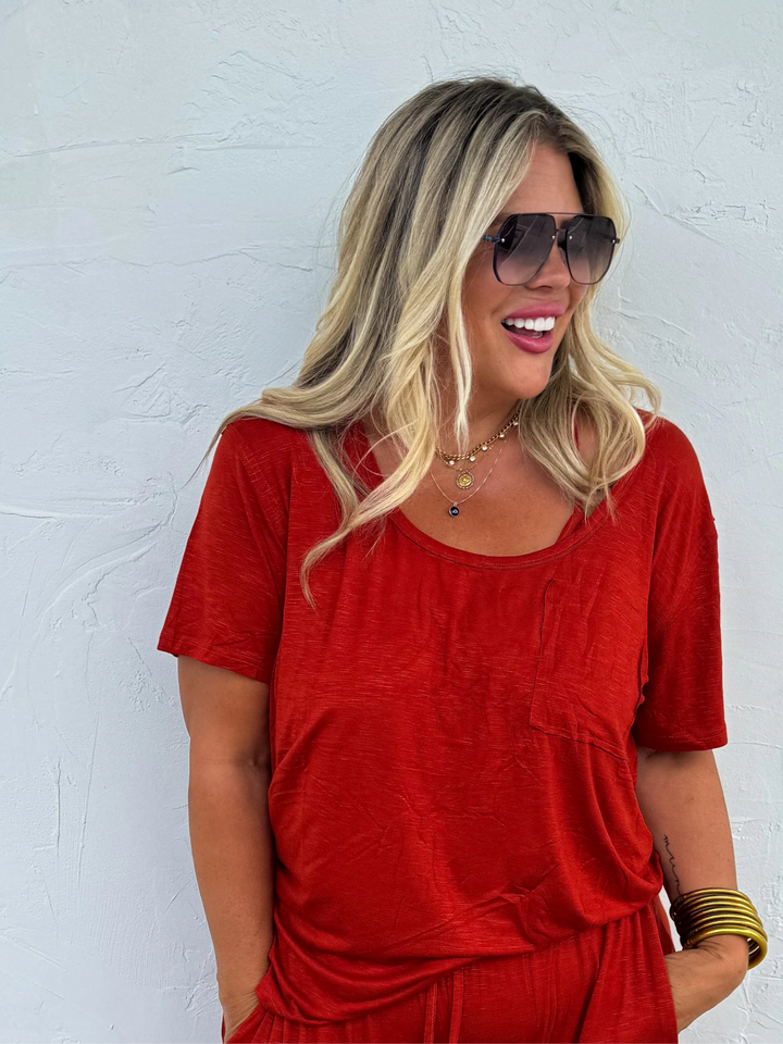 RILEY BOYFRIEND PATCH POCKET TEE
