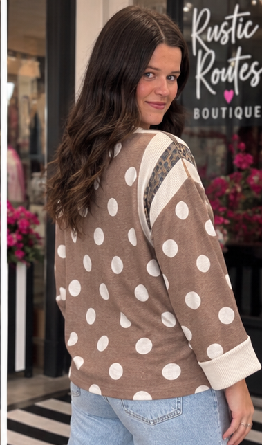 Back view of women&