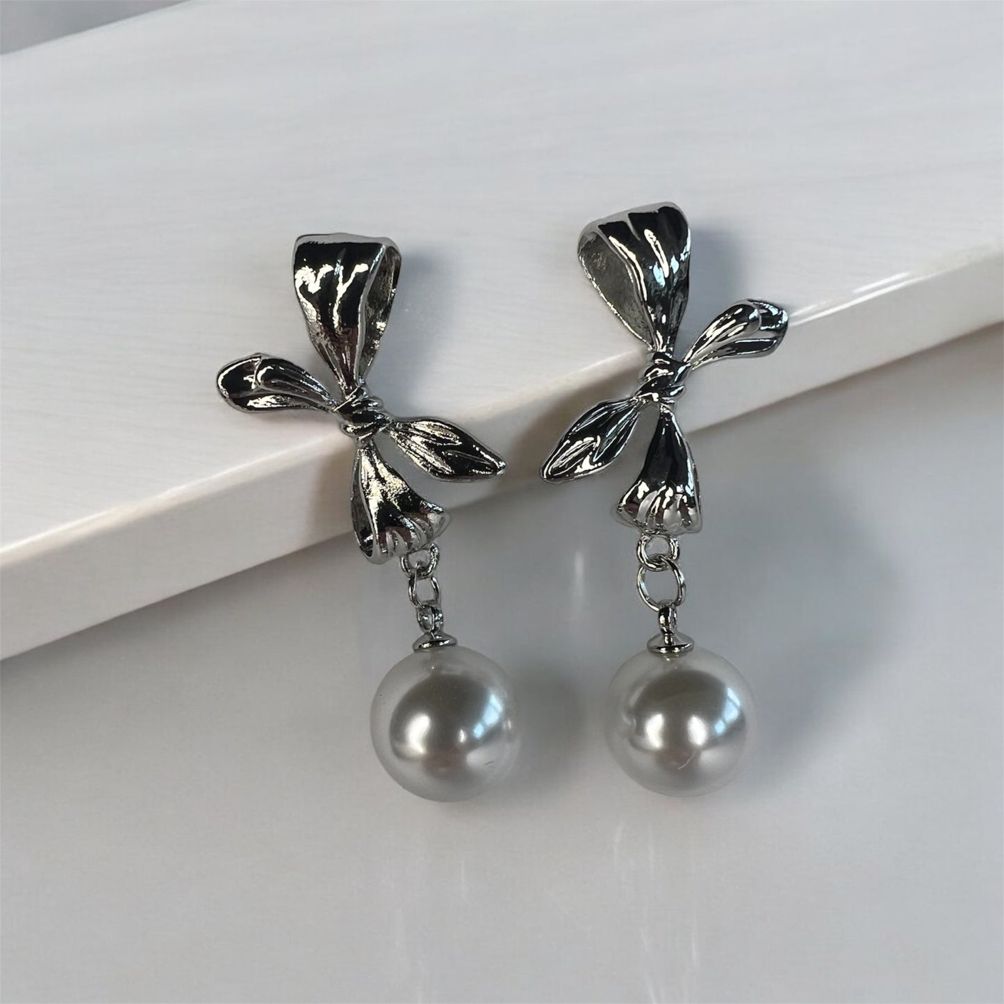 Pearl Knot Earrings