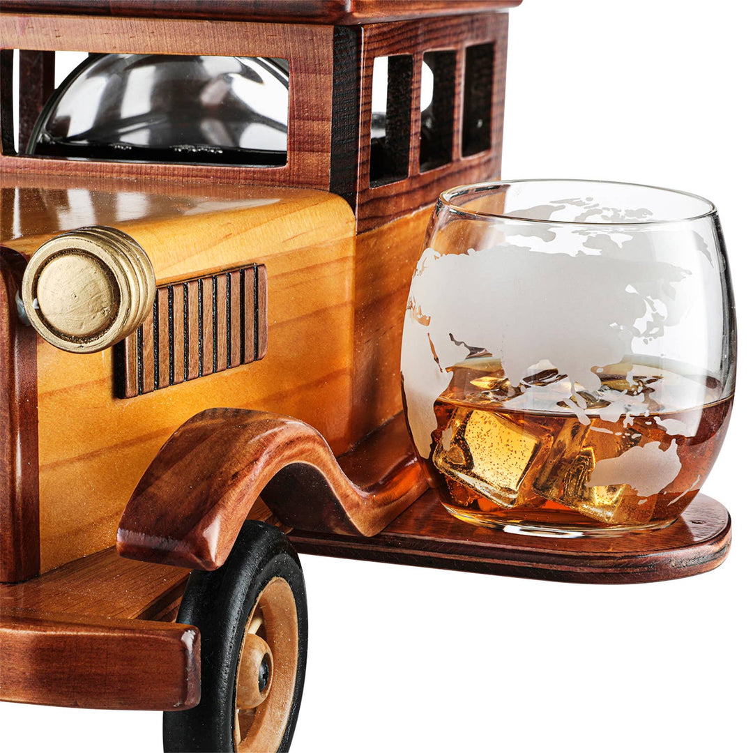 Wine Savant Vintage Car Whiskey Decanter Set – Classic Car Barware Gift