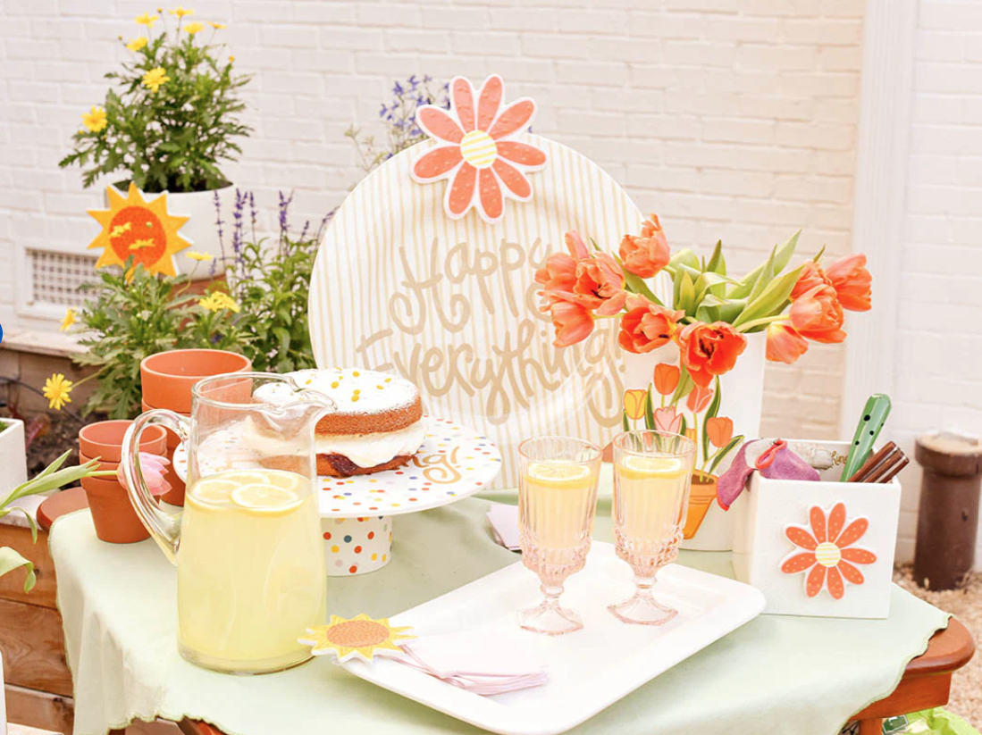 Happy Everything daisy flower big ceramic interchangeable attachment with white petals and yellow center