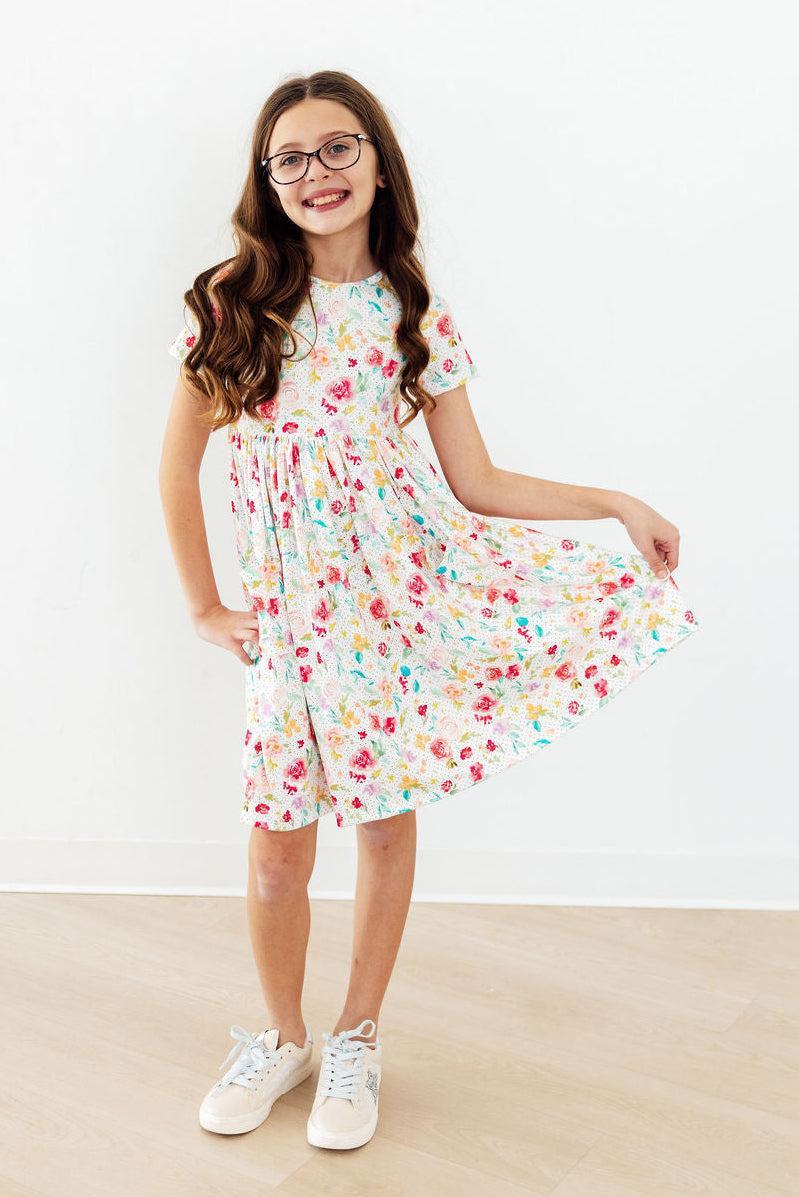 painted posies s/s pocket twirl dress